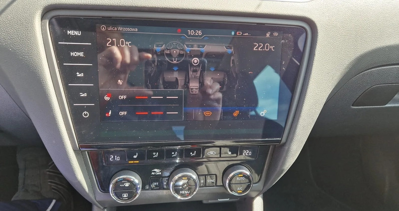 Skoda Octavia cena 57500 przebieg: 189700, rok produkcji 2018 z Rawicz małe 781